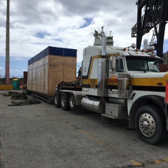 Hydraulic Truck — Opa-locka, FL — Sunshine Heavy Hauling, Inc.
