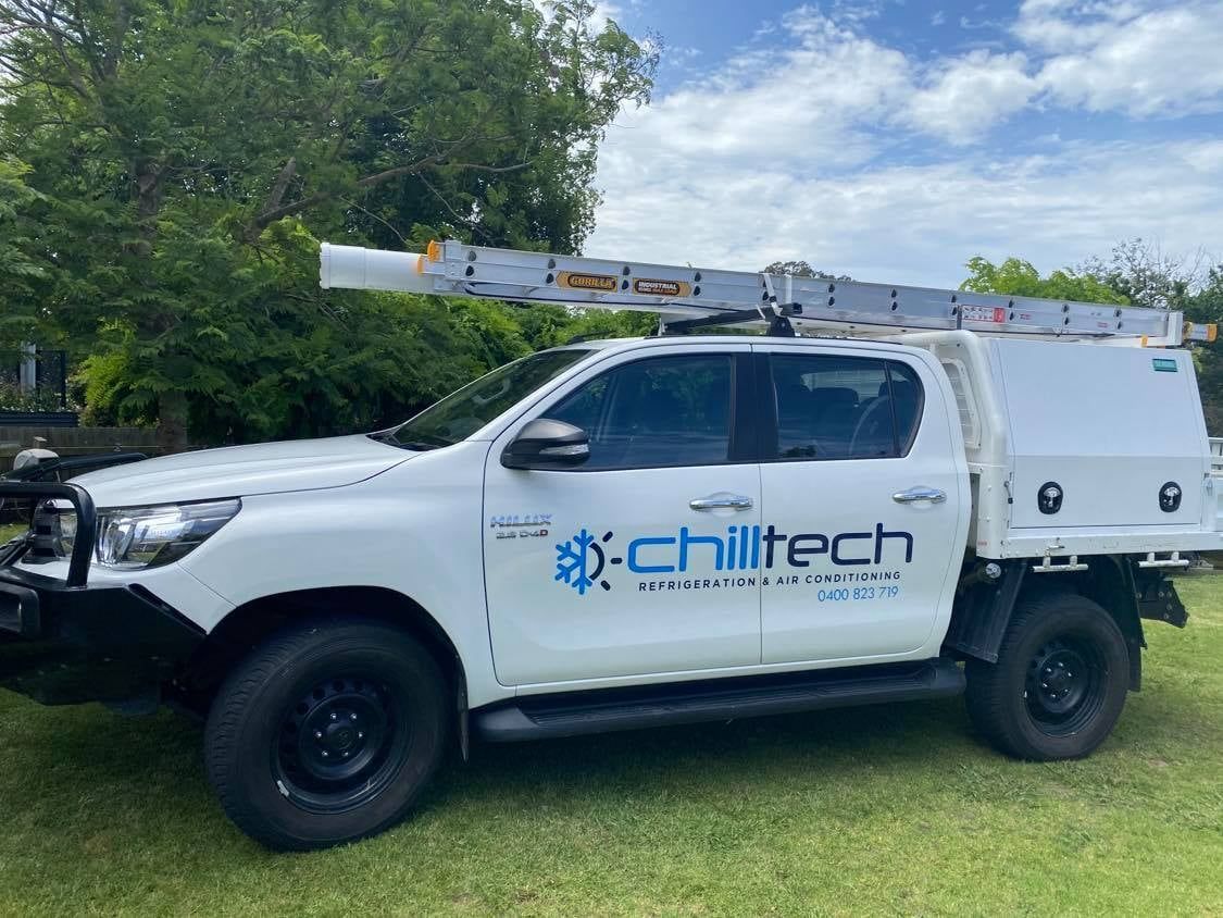 A man standing next to a white truck | Bairnsdale, VIC | Chill Tech Refrigeration