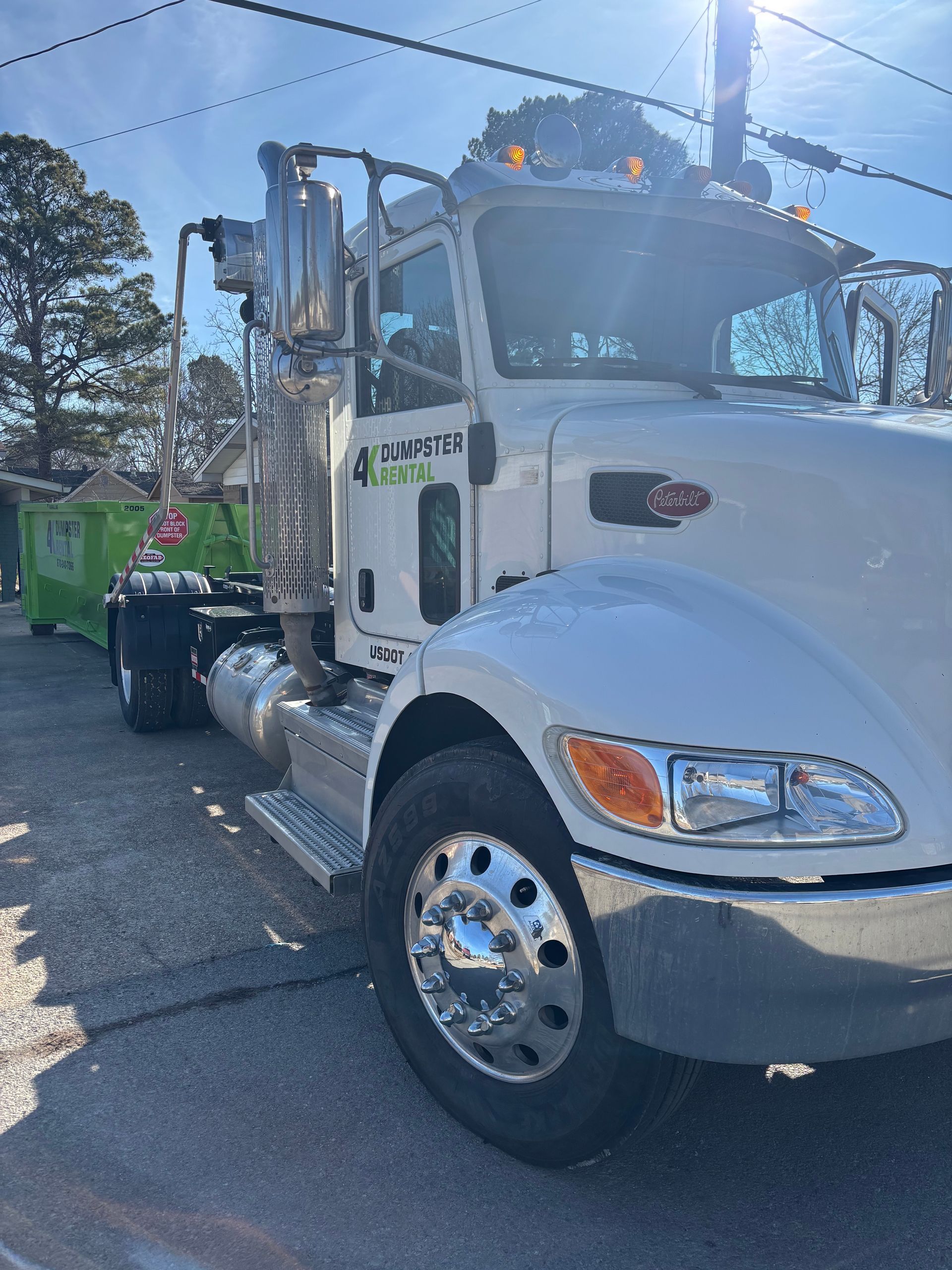 A graphic showing how to rent from swift dumpsters.