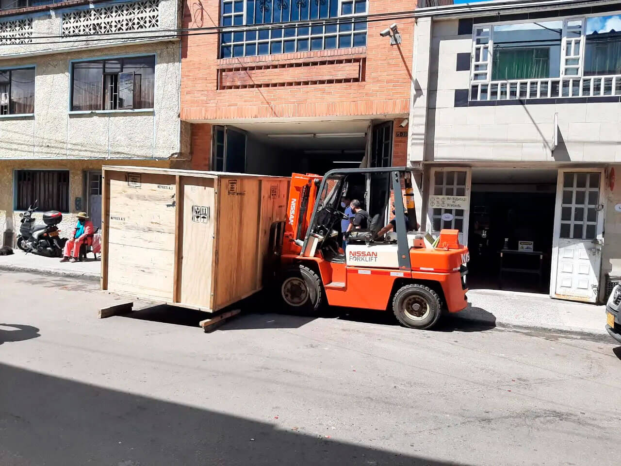 Montacargas y Grúas Rodríguez - Cama - baja