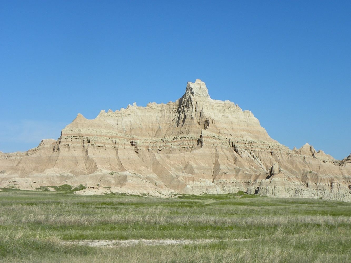 badlands-and-beyond