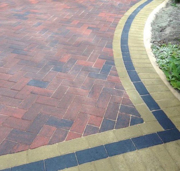 Trusted Telford block paving specialist Paveline Driveways Limited install quality block paving driveways and patios in Telford and throughout Shropshire