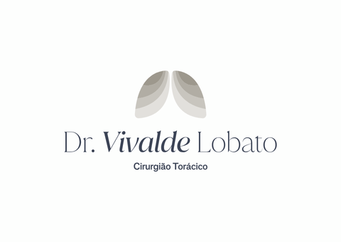 Logotipo do Dr. Vivalde Lobato, cirurgião torácico, com desenho de pulmão estilizado em tons de cinza.