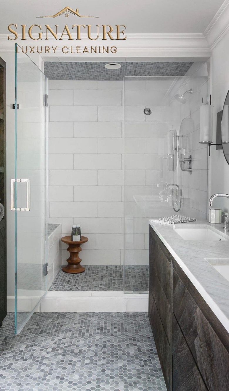 Deep cleaning service showing spotless kitchen in Mountain View home