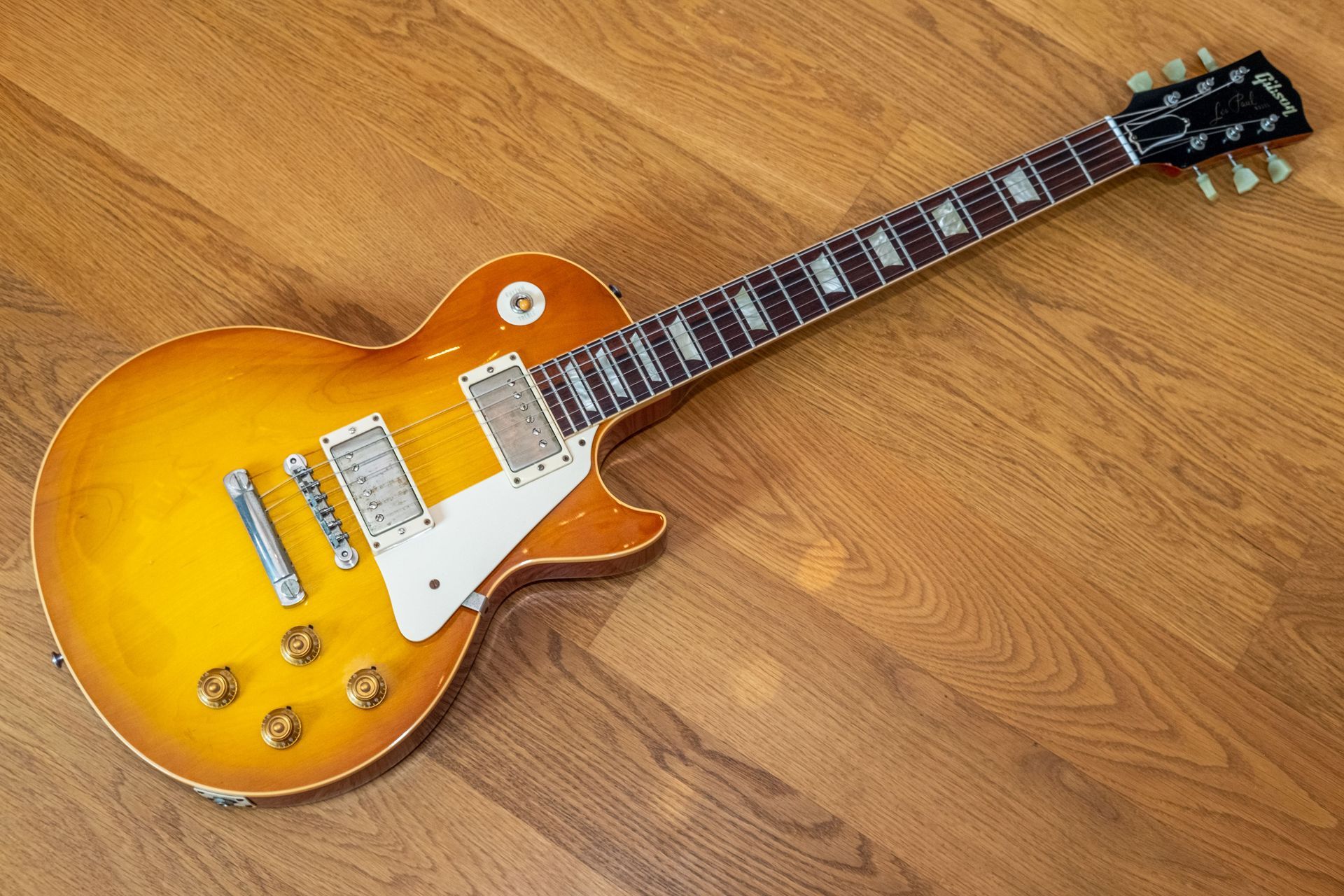 2007 Gibson Les Paul Custom Shop R8 Sunrise Teaburst VOS