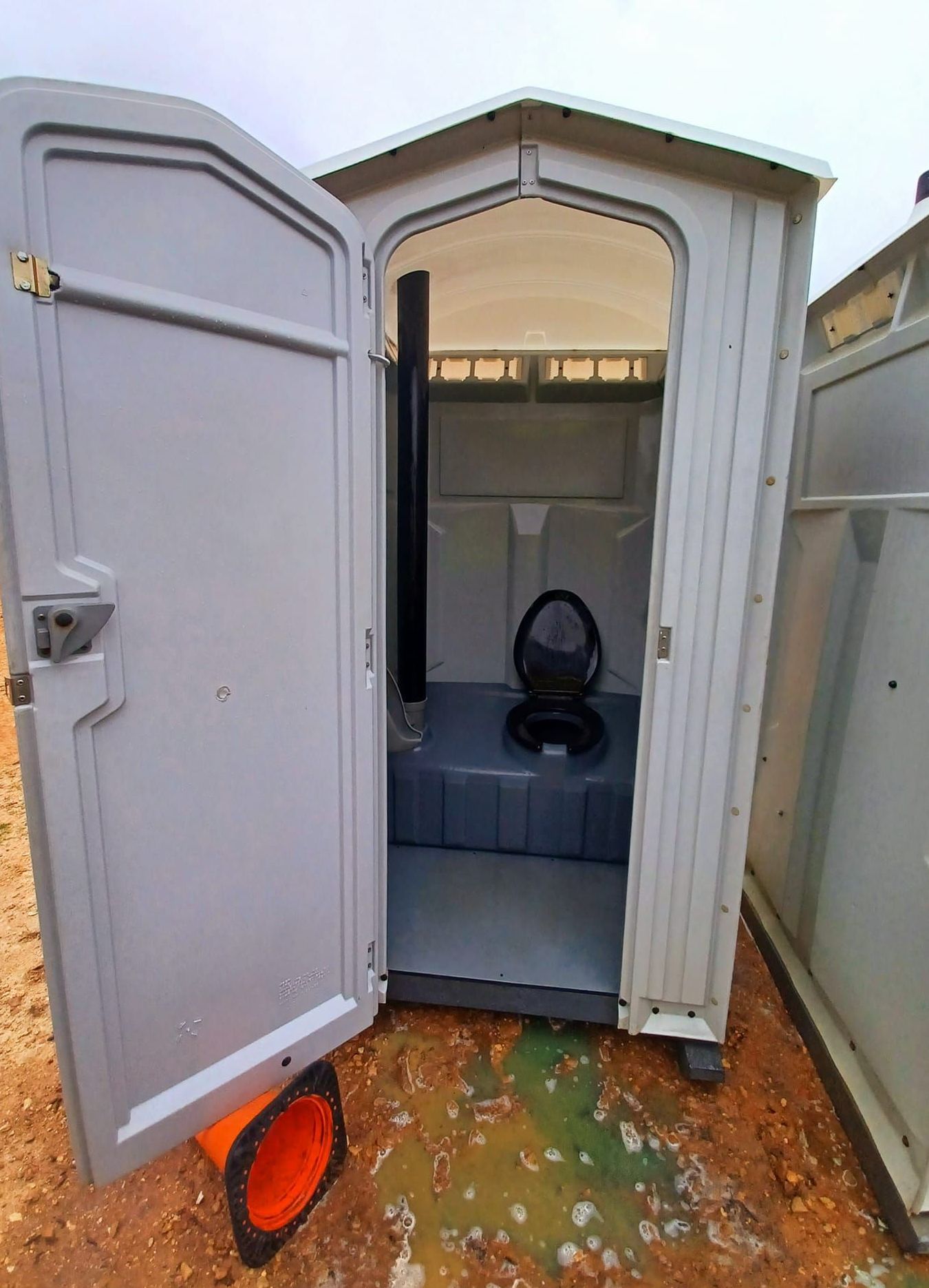 Gill's Southern Sanitation Services - Portable Toilets