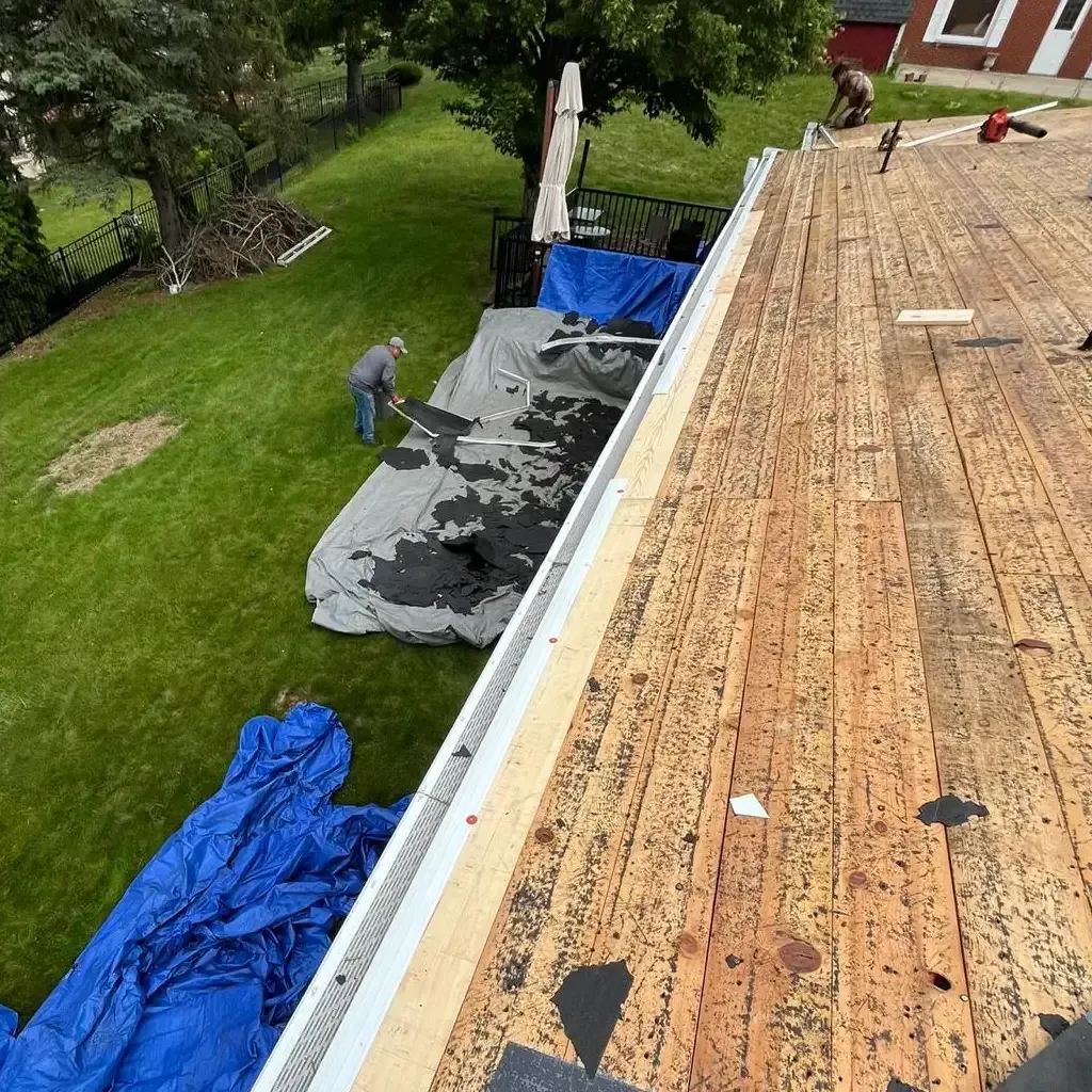 Roofing repair by Pittsburgh Home Renovation, Pittsburgh, PA.
