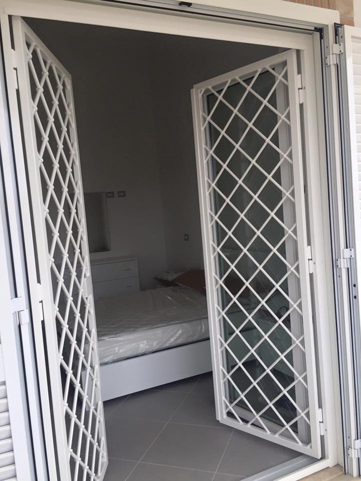 grata di sicurezza in ferro