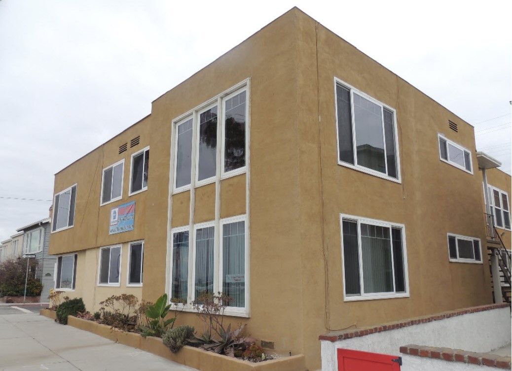 10 Bay Shore Ave Building Photo