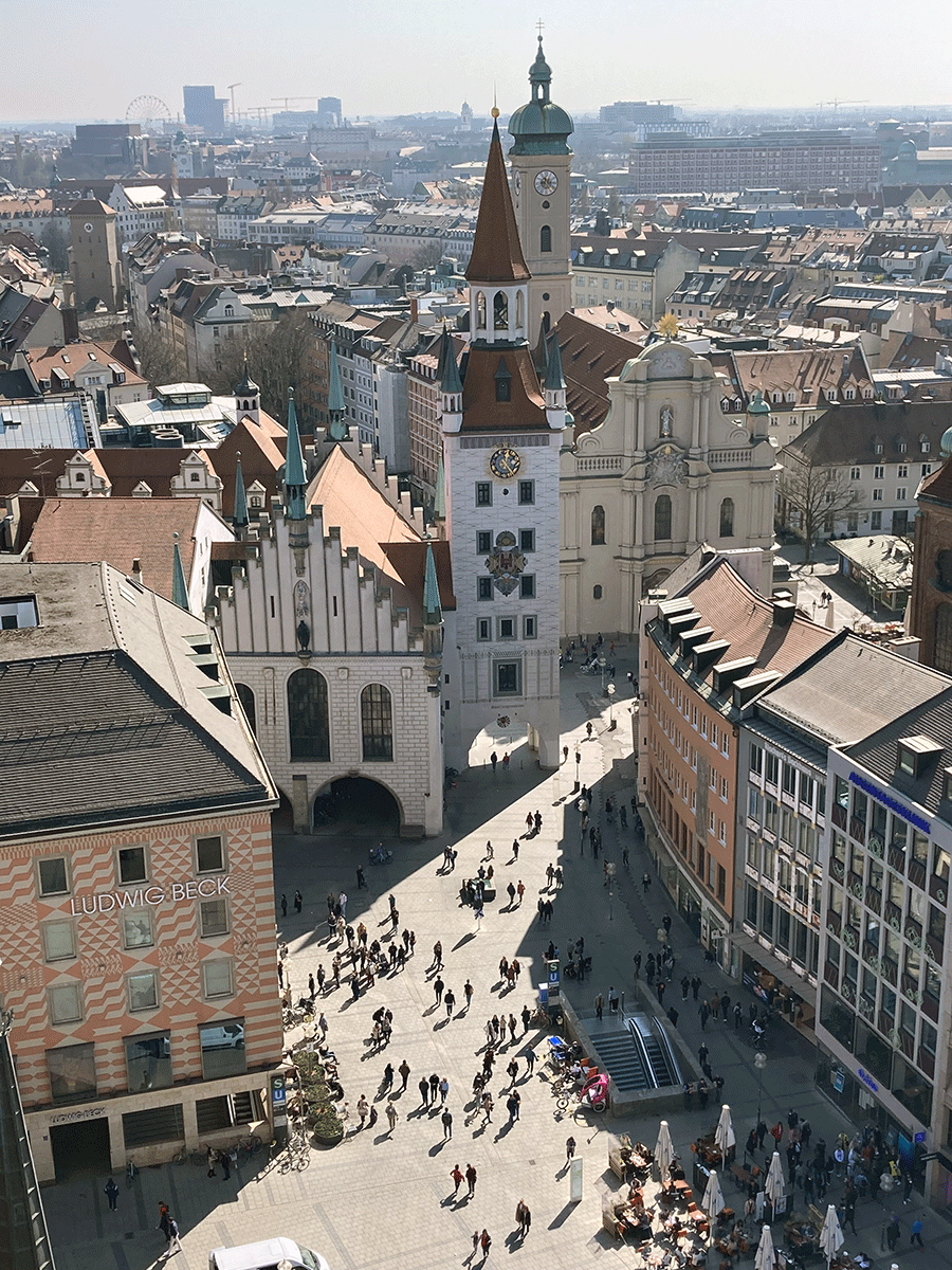 München von oben: Petersturm