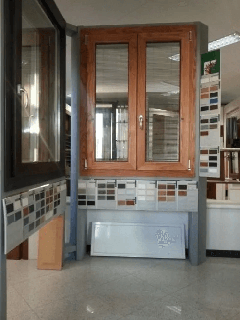 Showroom finestre di legno