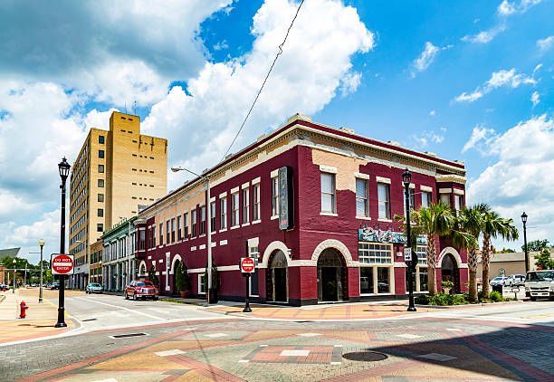 HandyKeeper East Point Georgia Handyman Cleaning Moving Services