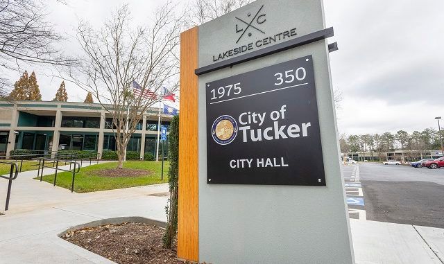 HandyKeeper Tucker Georgia Handyman Cleaning Moving Services