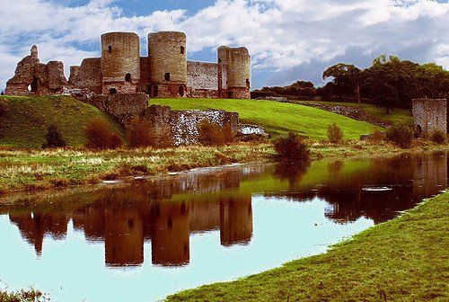 Rhuddlan Castle (Welsh: Castell Rhuddlan) located in Rhuddlan, Denbighshire, Wales. It was erected by Edward I in 1277