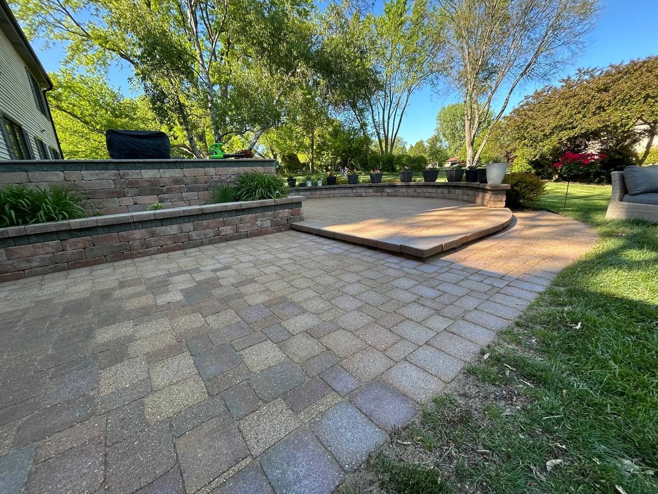 Paverstone patio in Barrington after a paver restoration was done by Peter's Paver restoration.