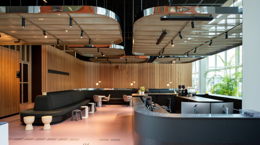 Hoofdkantoor maatwerk interieur