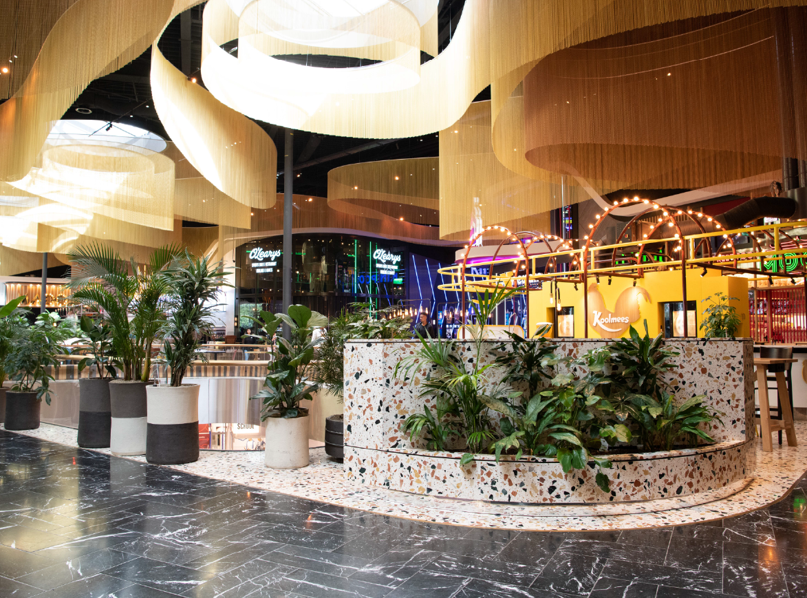 interieur winkelcentrum