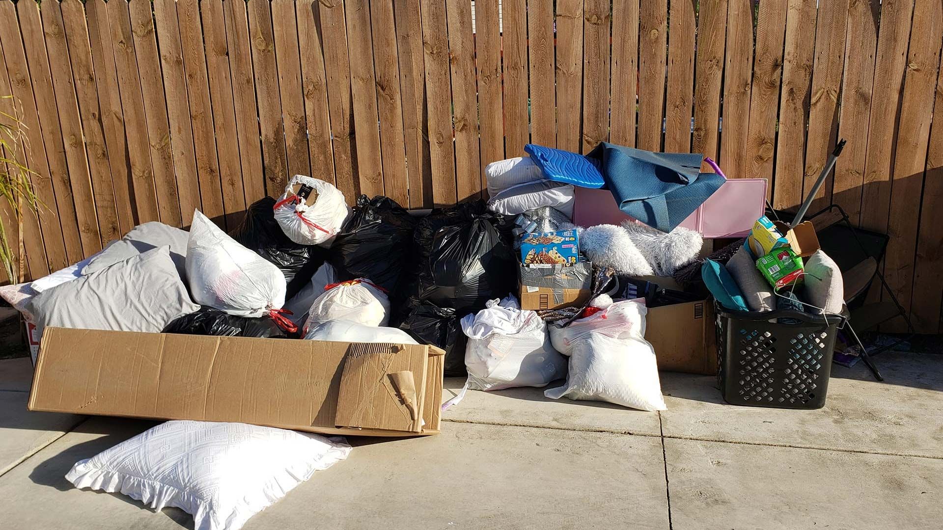 Estate Cleanouts in Bakersfield