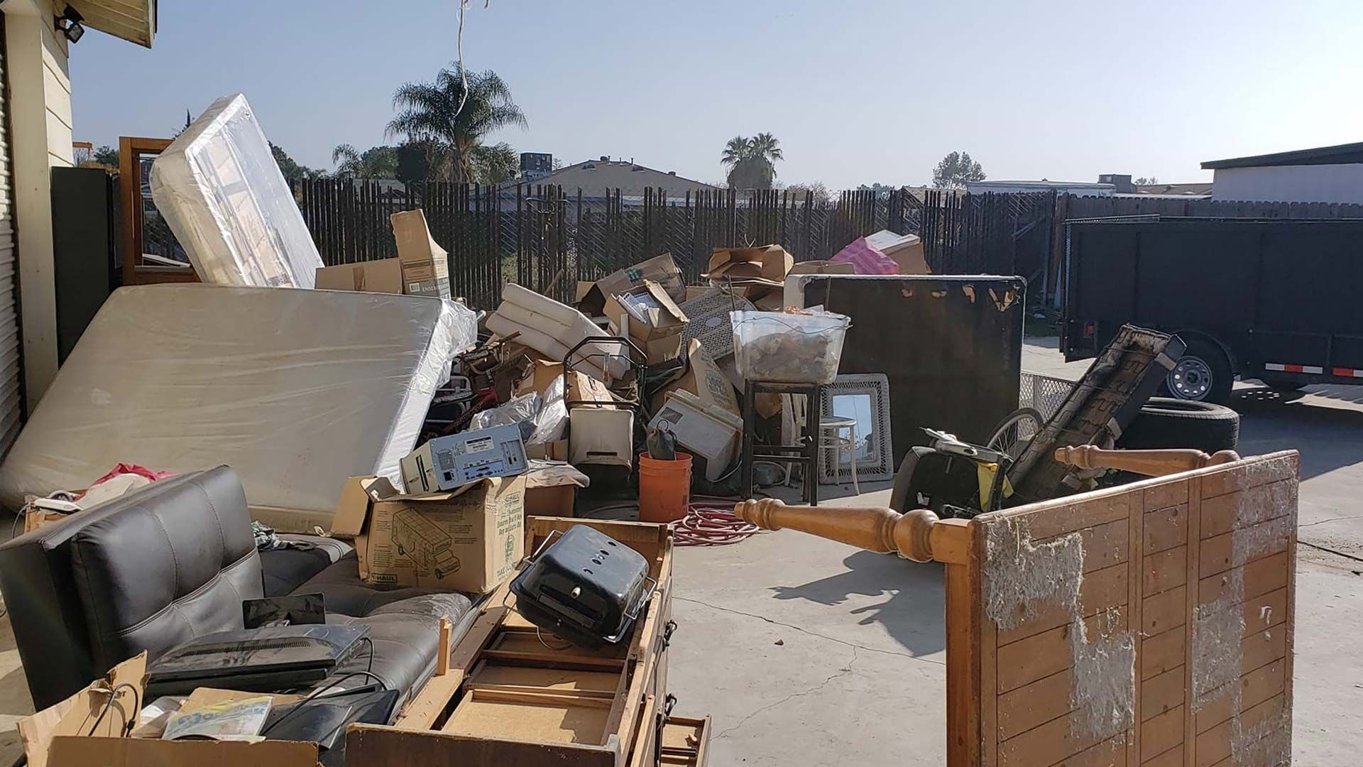 Garage Cleanouts in Bakersfield