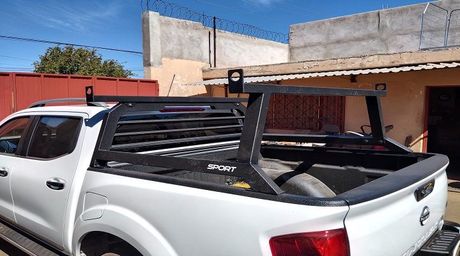 SOLDADURA Y SERVICIOS GURROLA - FABRICACIÓN DE ACCESORIOS AUTOMOTRICES