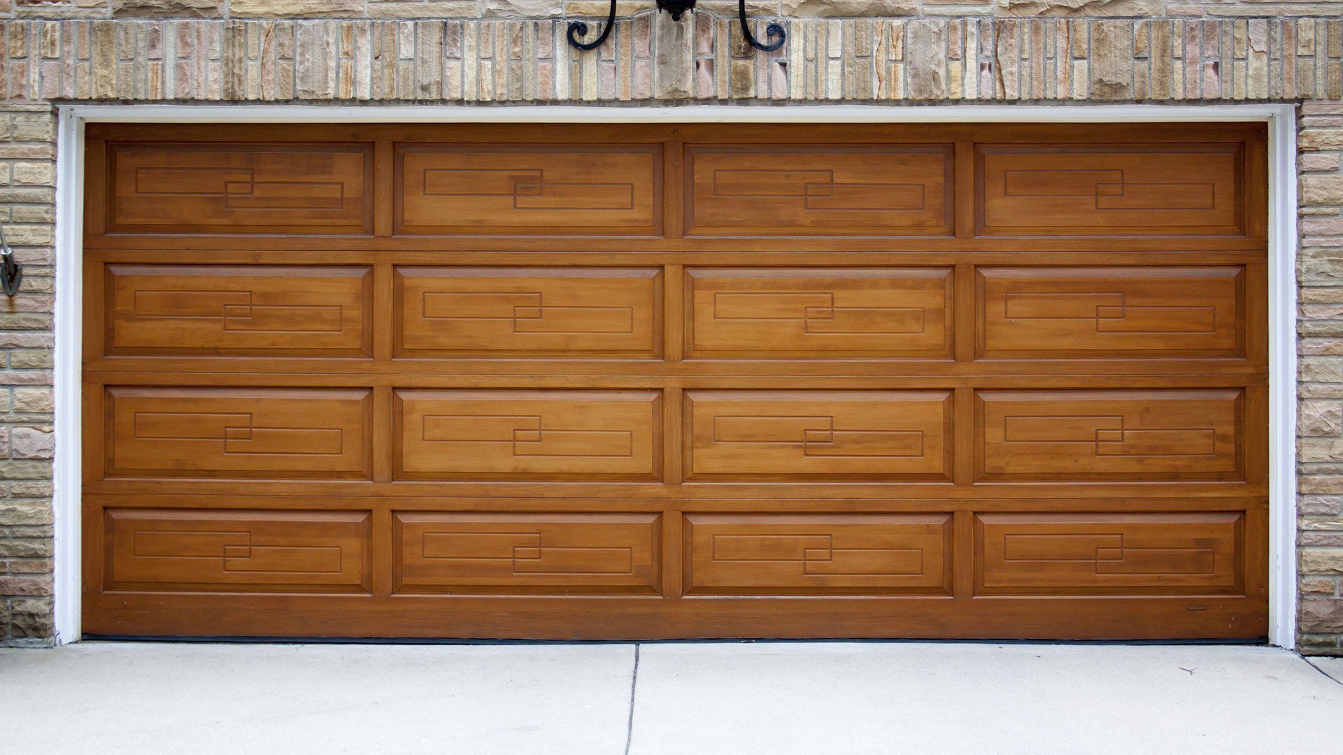 Garage Door Installation in Long Beach, CA