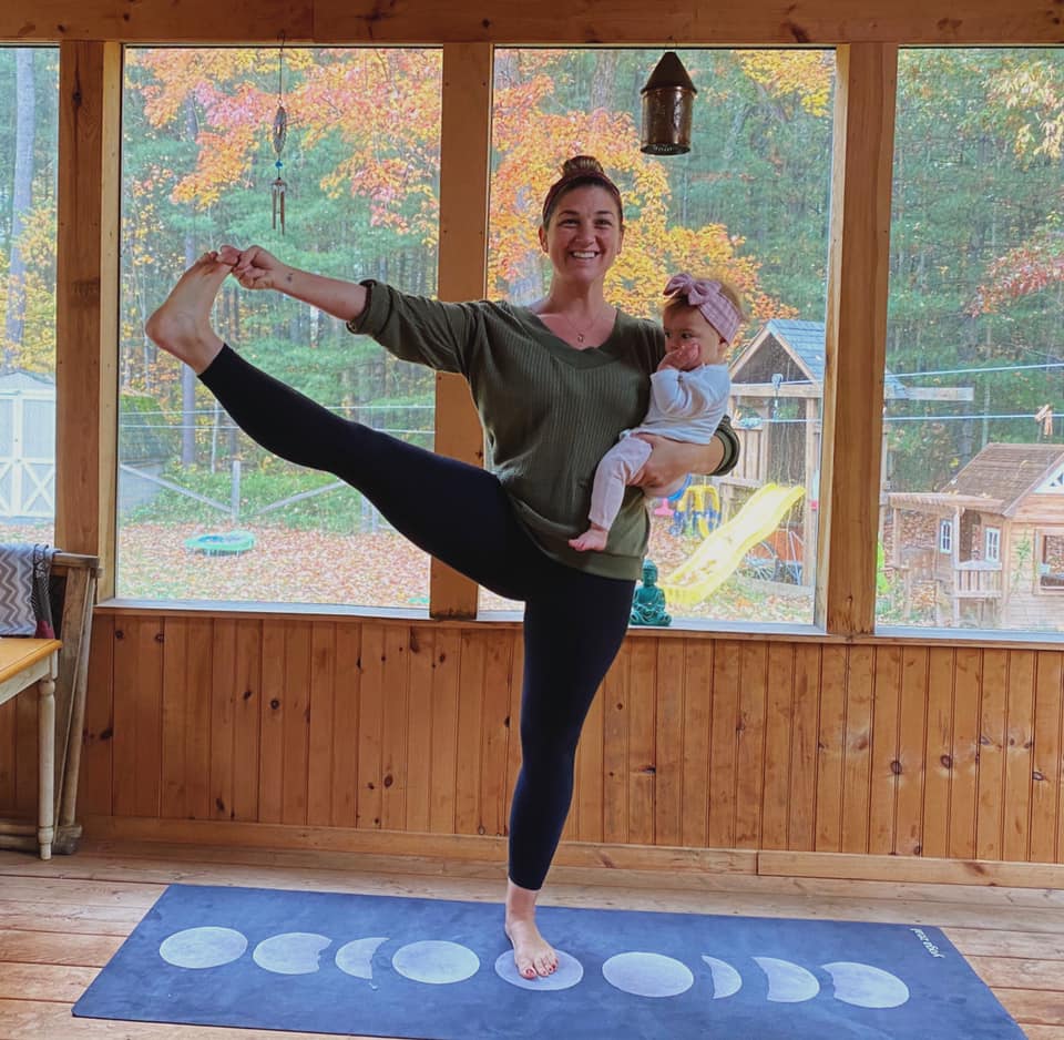Mixed Level Flow Yoga
