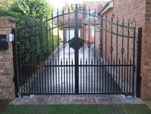 Driveway gates