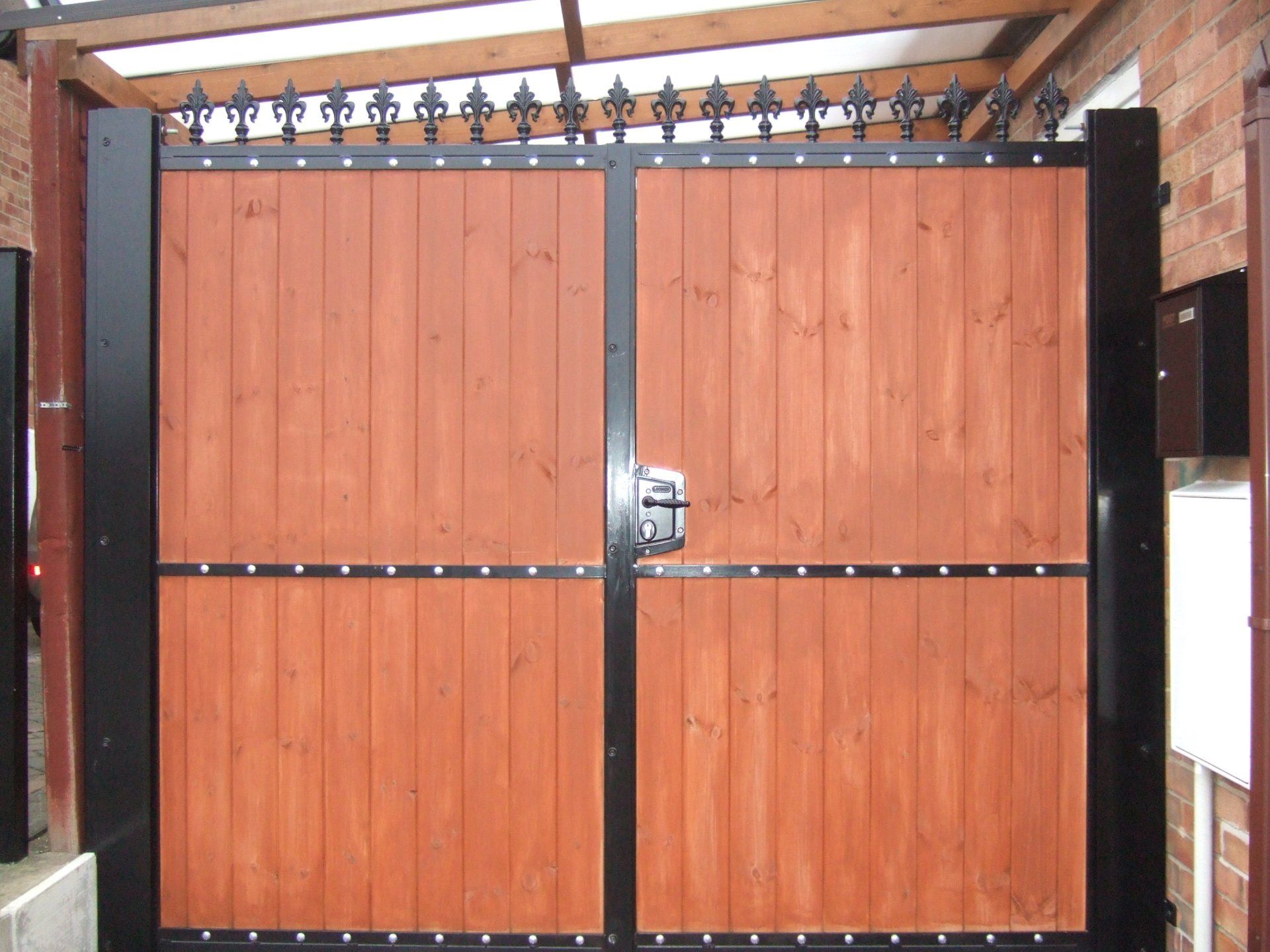 gate-railings