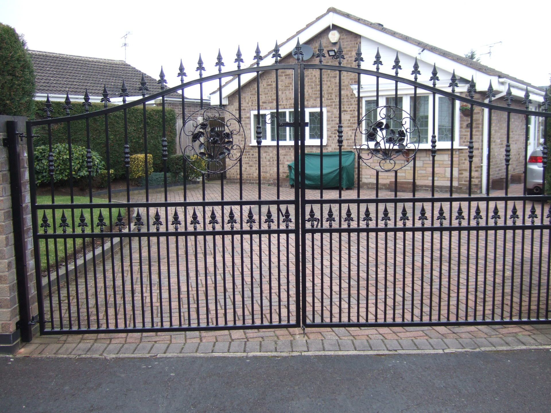gate-railings
