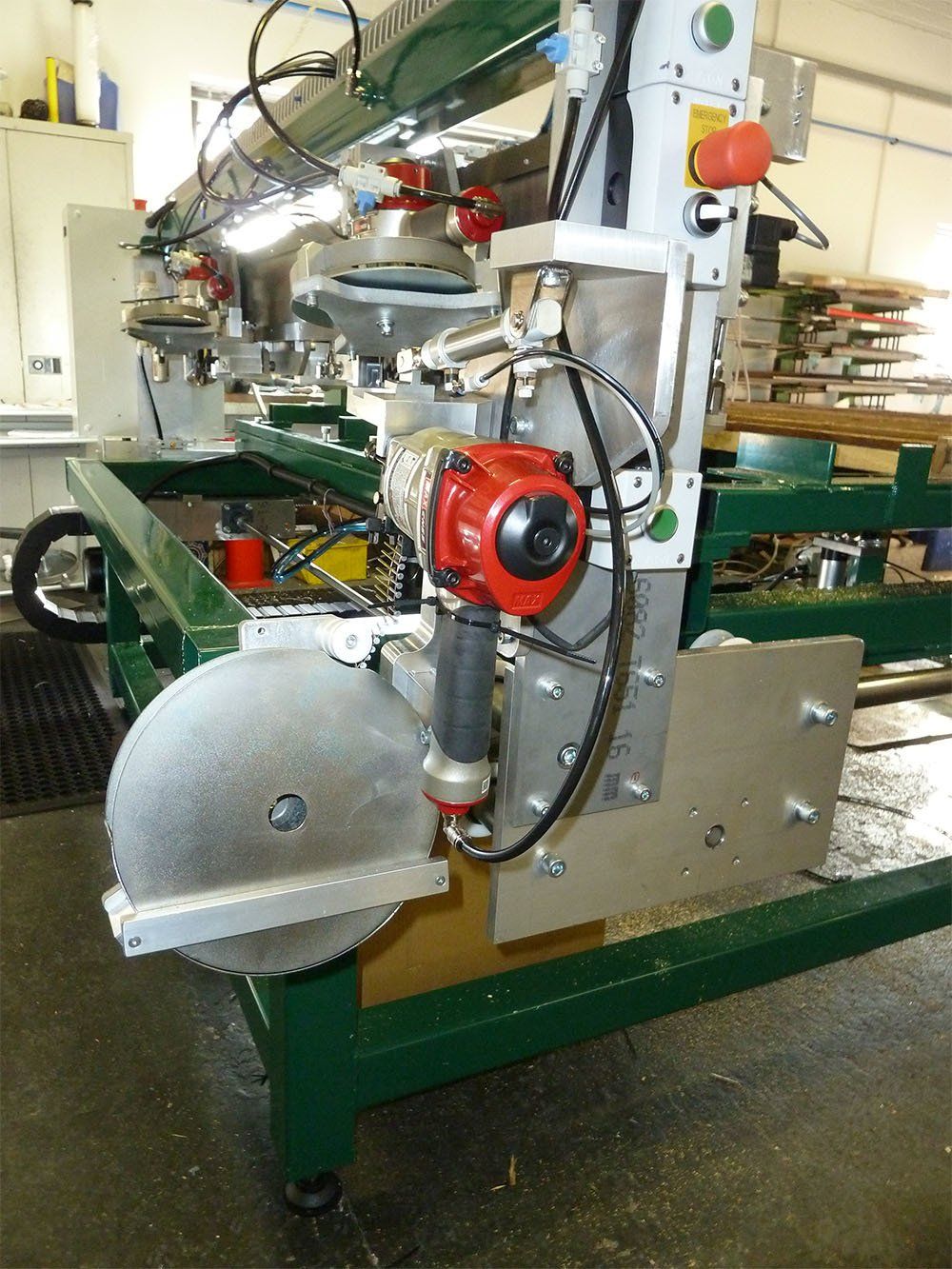 cogwheel with play symbol icon