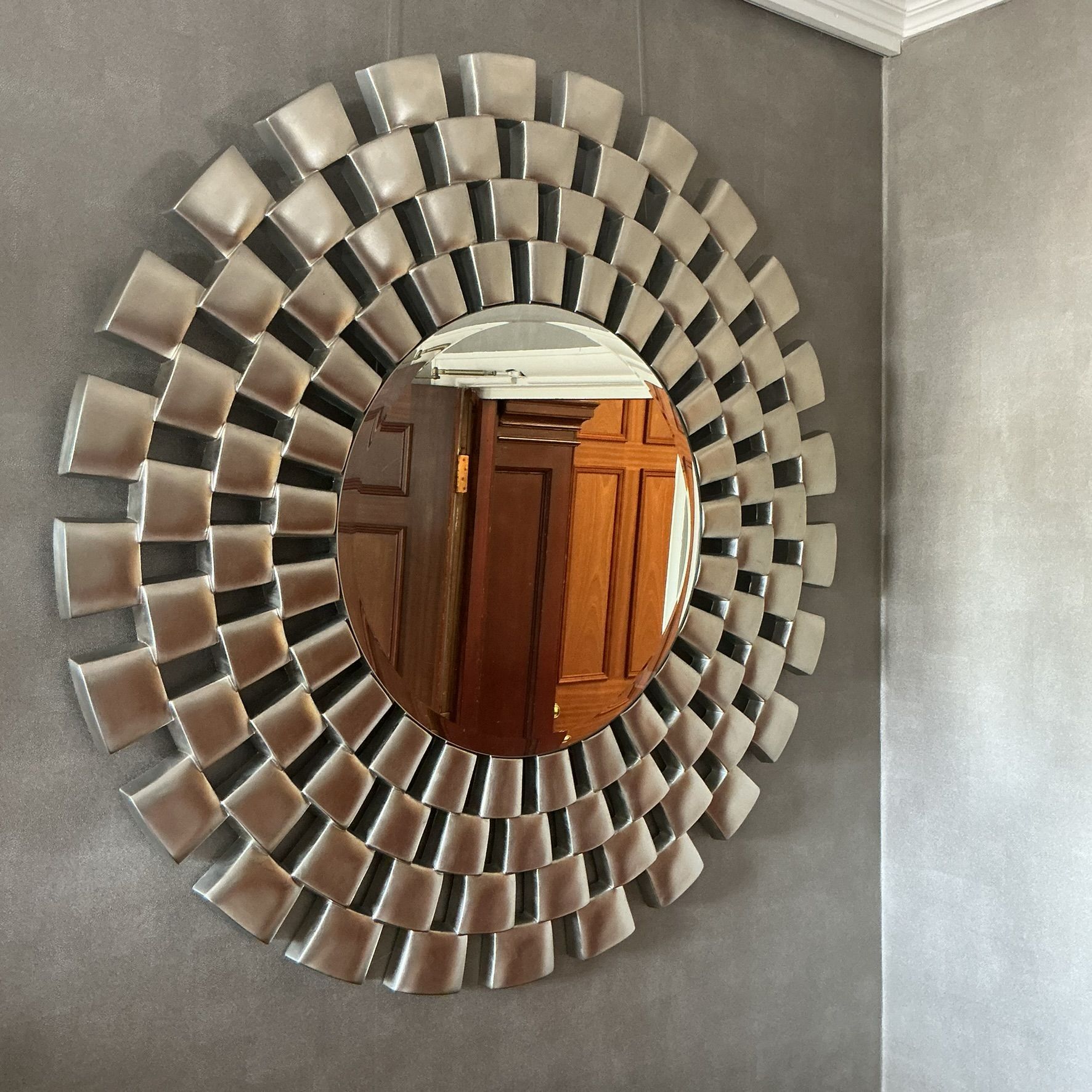  Layla Mirror