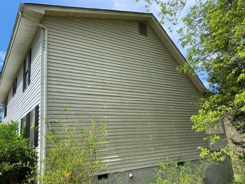 Before Washing Siding — Maryville, TN — Godbey Clean LLC
