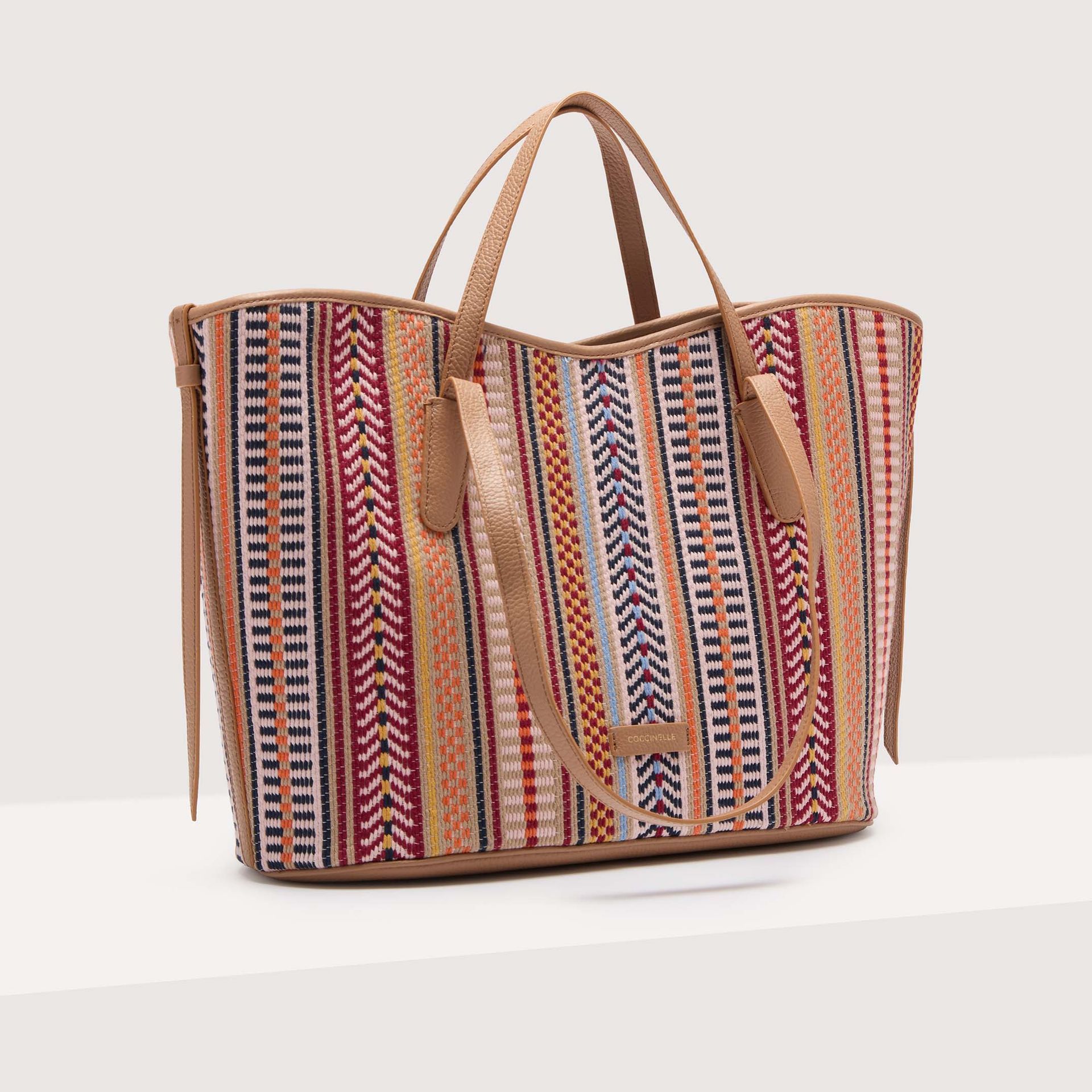 COCCINELLE NEW NEVER WITHOUT BAG MANTAS