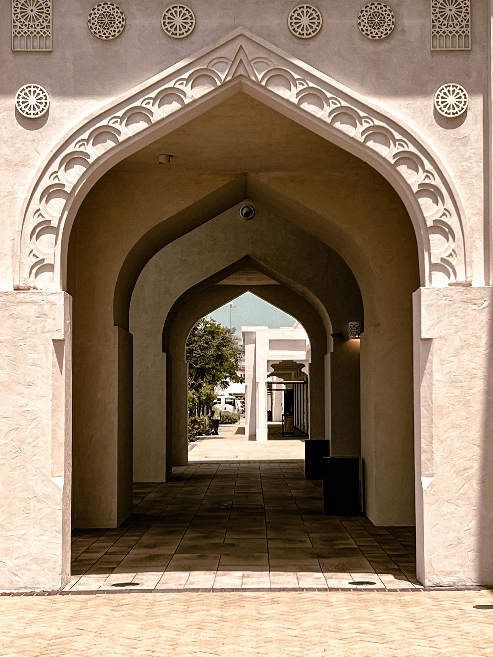 BAHRAIN fr £449*
