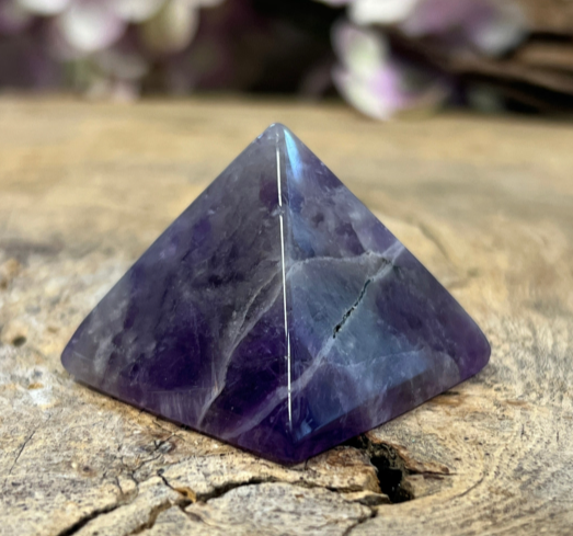 Amethist Edelsteen Piramide - 3,5 cm