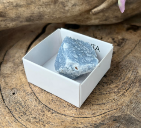 Angeliet Edelsteen in een doosje