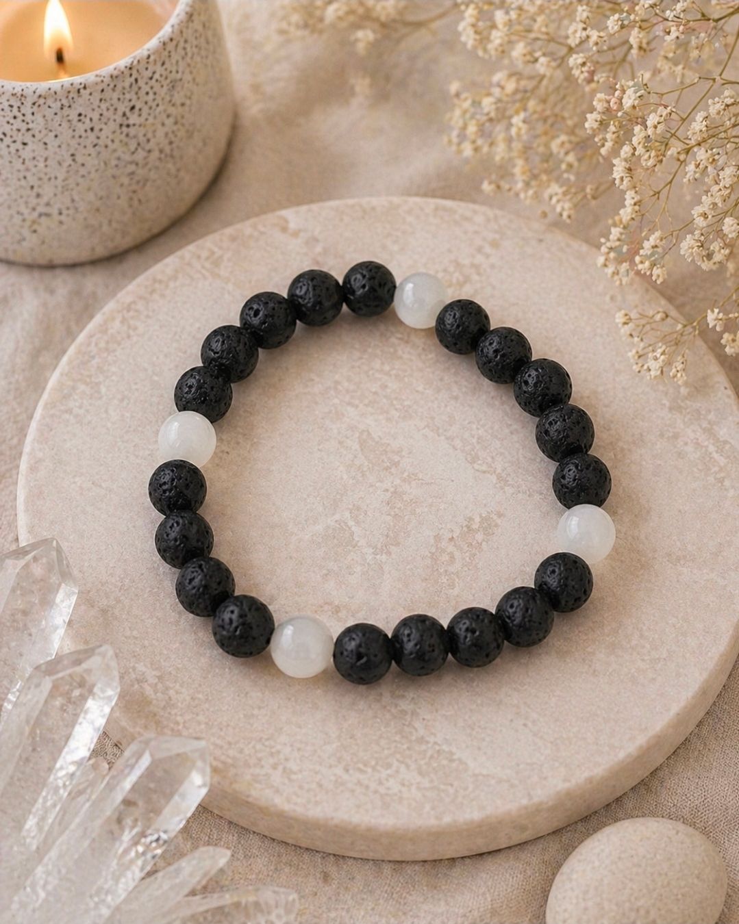Armband Lavasteen + Jade Wit, versie 1 - Kralen