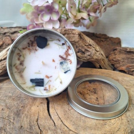 Edelsteen Sandlewood Geurkaars - Cleansing / Met Zwarte Toermalijn