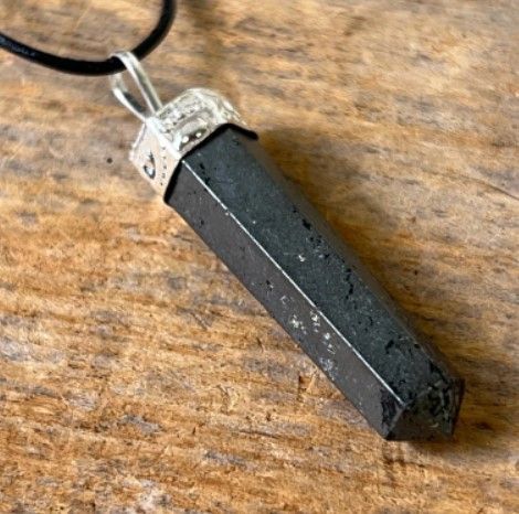 Hematiet hanger - Punt