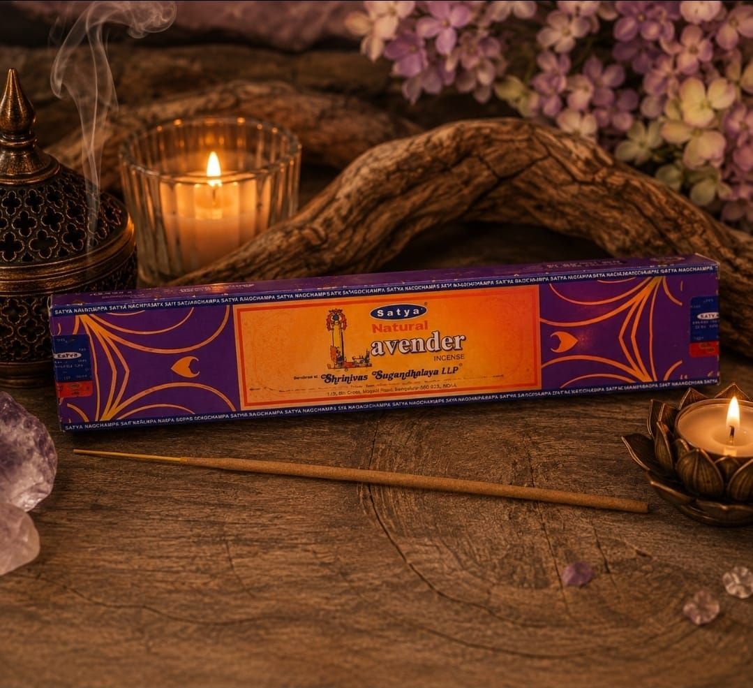 Natural Lavender - Satya Incense / 12 pcs.