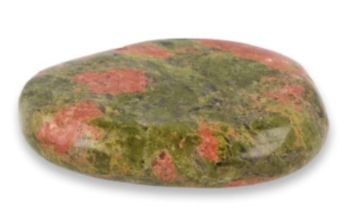 Groene en roze unakiet edelsteen.