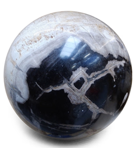 Bruin marmer met een groot, lichtbruin, wervelend ontwerp.