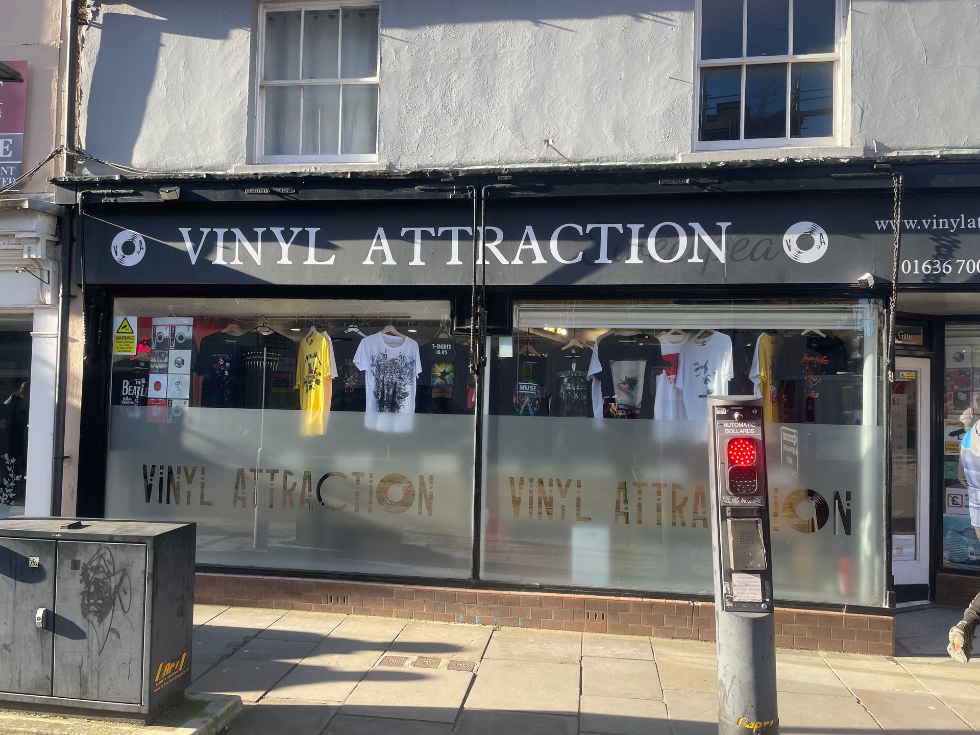 Vinyl Attraction