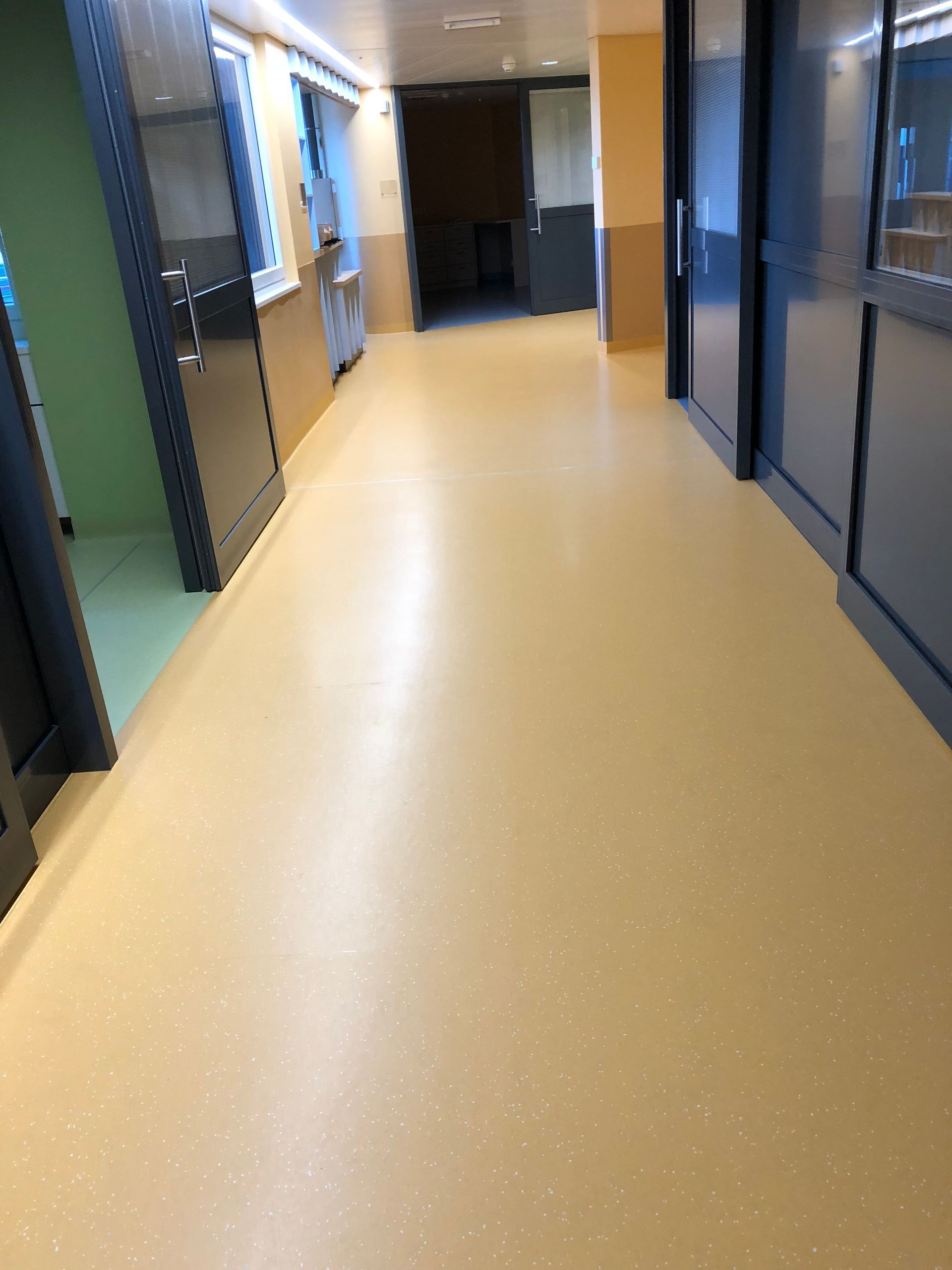 RB Parquet Lausanne Fourniture et pose de parquet et Lino