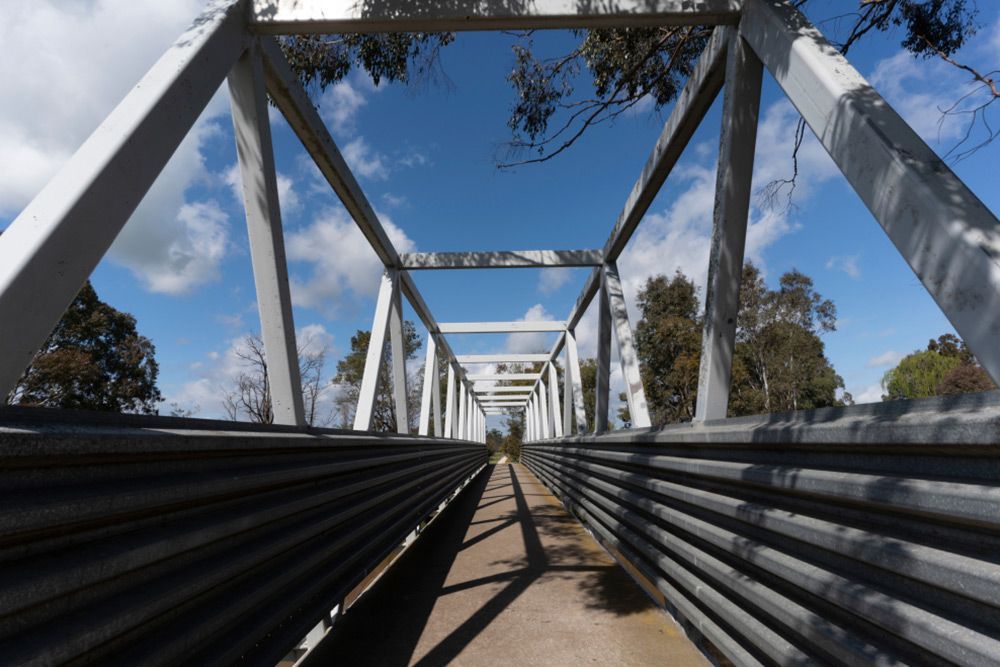 Pedestrian Bridge Rosedale Australia over river — Builder Near Me in Rosedale, QLD