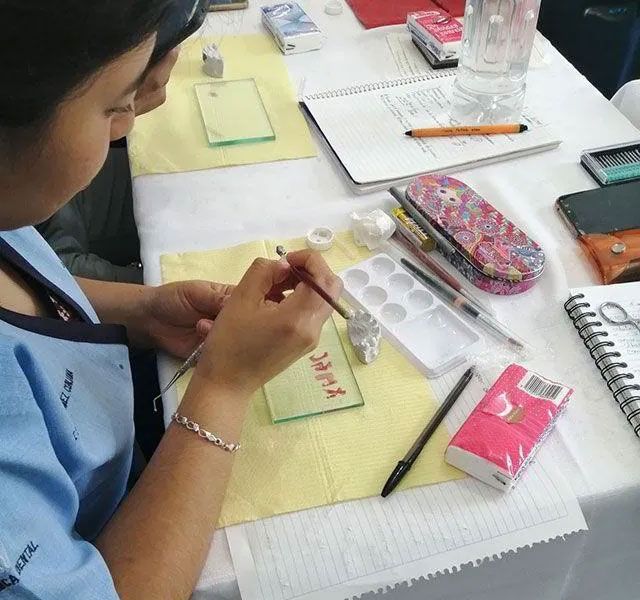 ESCUELA TÉCNICA DE PRÓTESIS DENTAL