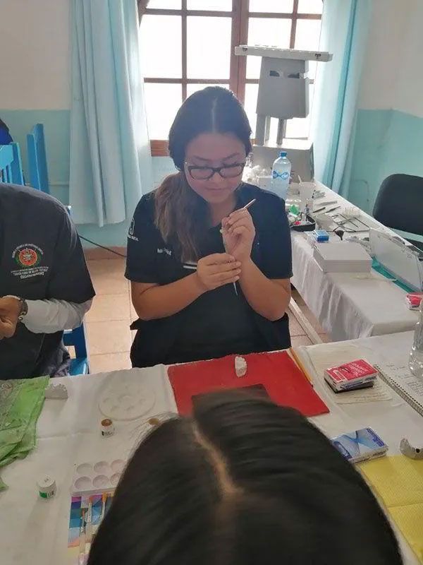 ESCUELA TECNICA DE PROTESIS DENTAL