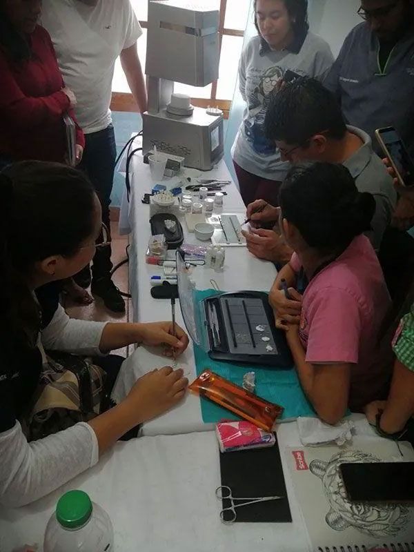 ESCUELA TÉCNICA DE PRÓTESIS DENTAL