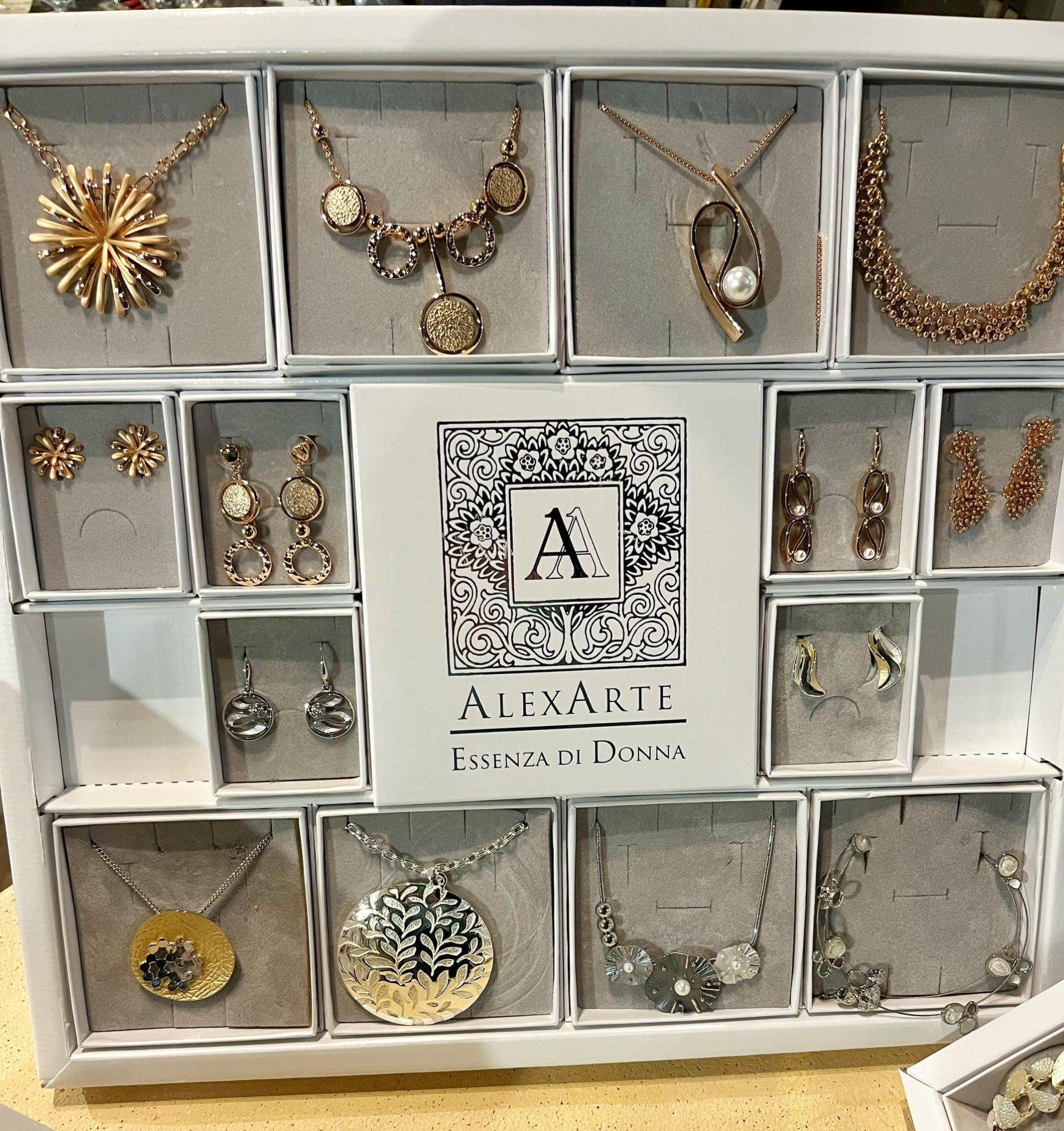 bigiotteria donna a novara