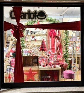 negozio di stoviglie e arredamento